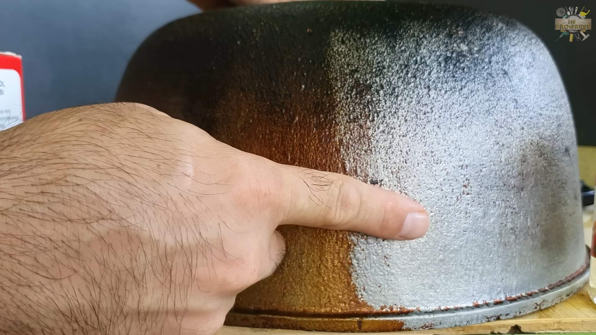 Deep cleaning solvent baking soda